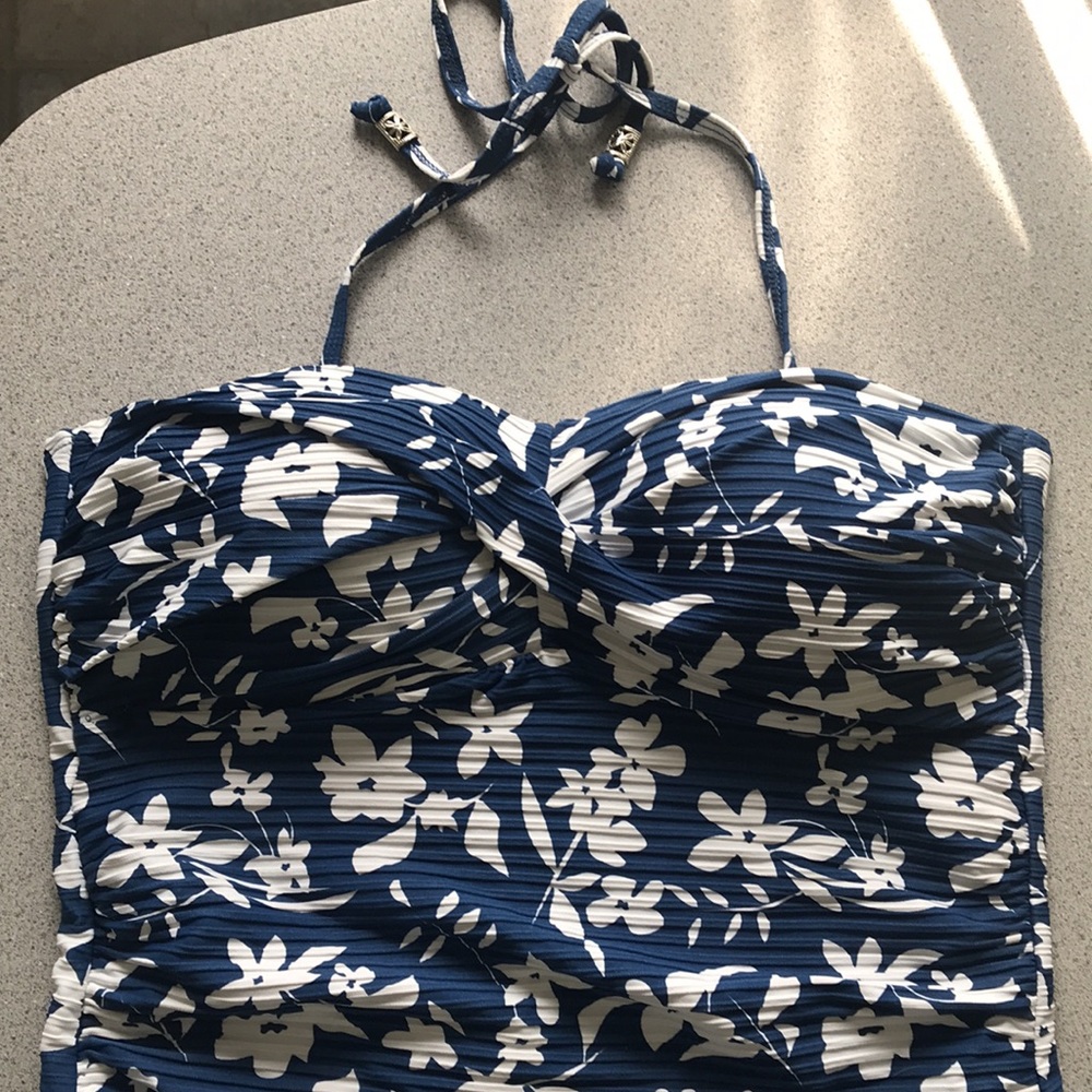 Tankini - Picture 3 of 10